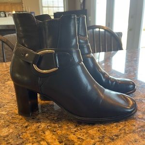 Black Dockers boots. Size 9